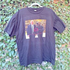 2016 Trump + Kanye Graphic Never Forget Streetwear Men's T-Shirt - Large